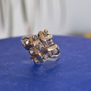 Gold-Tone Lattice Cluster Ring with Clear Stones